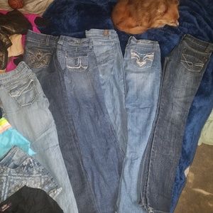 Bundle of off brand jeans sizes 3-5